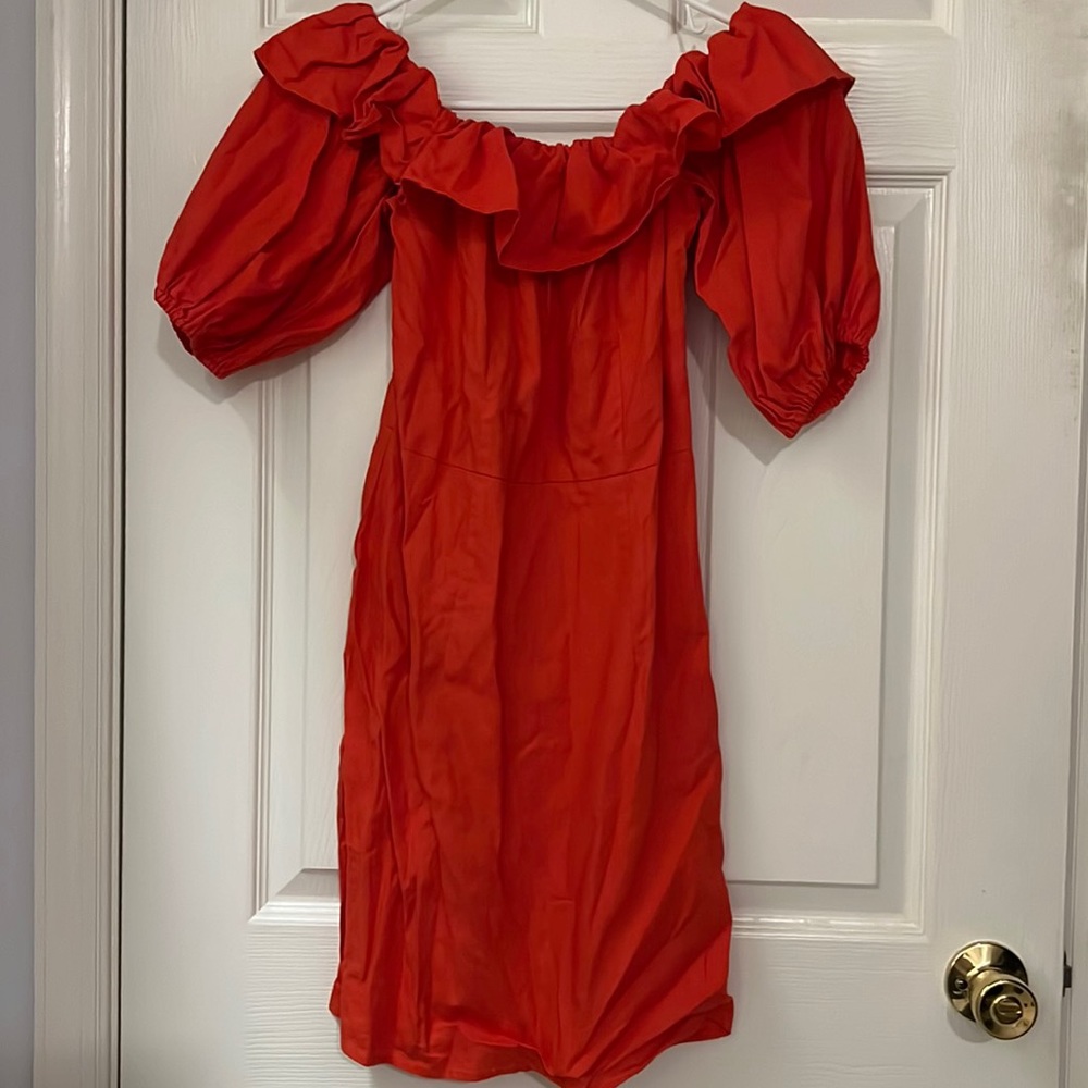 H&M puff sleeve off the shoulder linen dress
